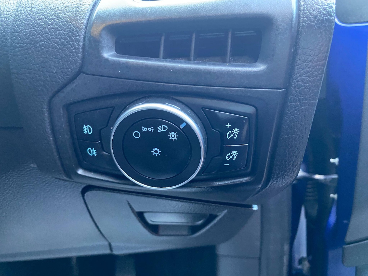 Used Ford Focus 2018 for sale - 76714347: Photo 13