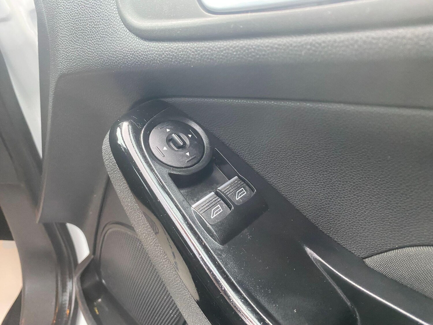 Used Ford Fiesta for sale - 77468144: Photo 8