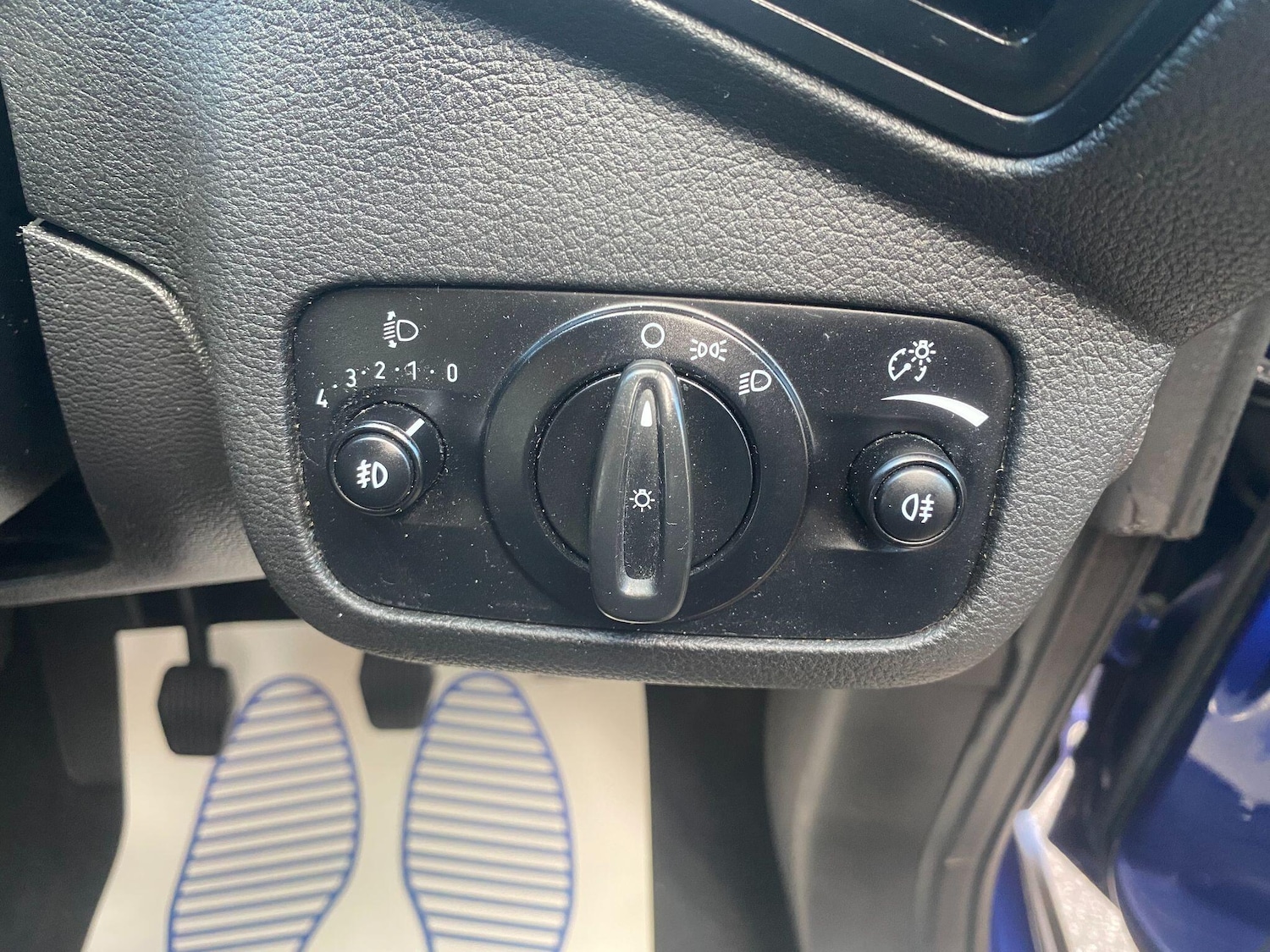 Used Ford Grand C-Max 2017 for sale - 78033759: Photo 14