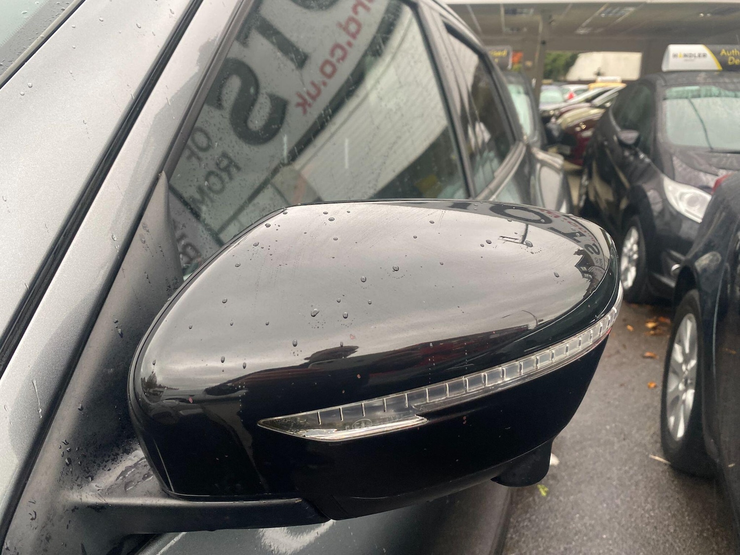 Used Nissan Juke 2015 for sale - 76866552: Photo 5