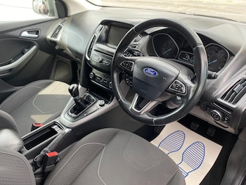 Used Ford Focus 2017 for sale - 75634502: Photo