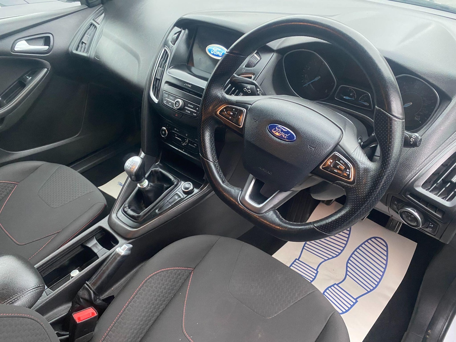 Used Ford Focus 2017 for sale - 77424581: Photo 4