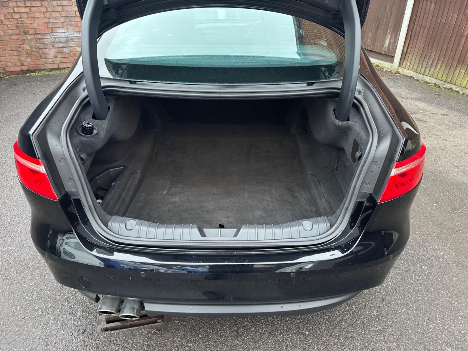 Used Jaguar XF 2017 for sale - 76780852: Photo 14