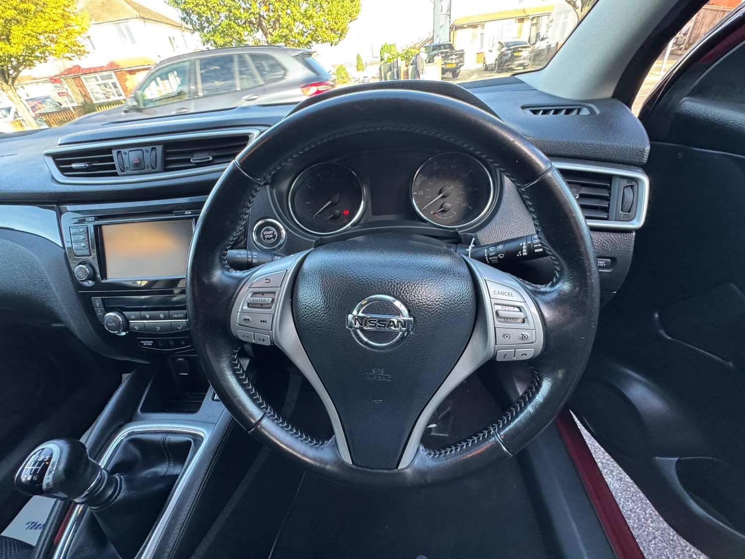 Used Nissan Qashqai 2015 for sale - 76398100: Photo 24