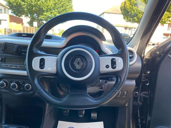 Used Renault Twingo 2015 for sale - 76072859: Photo 10