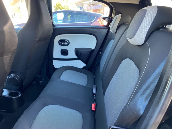 Used Renault Twingo 2015 for sale - 76072859: Photo 11