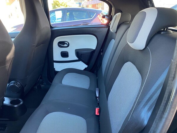 Used Renault Twingo 2015 for sale - 76072859: Photo 13