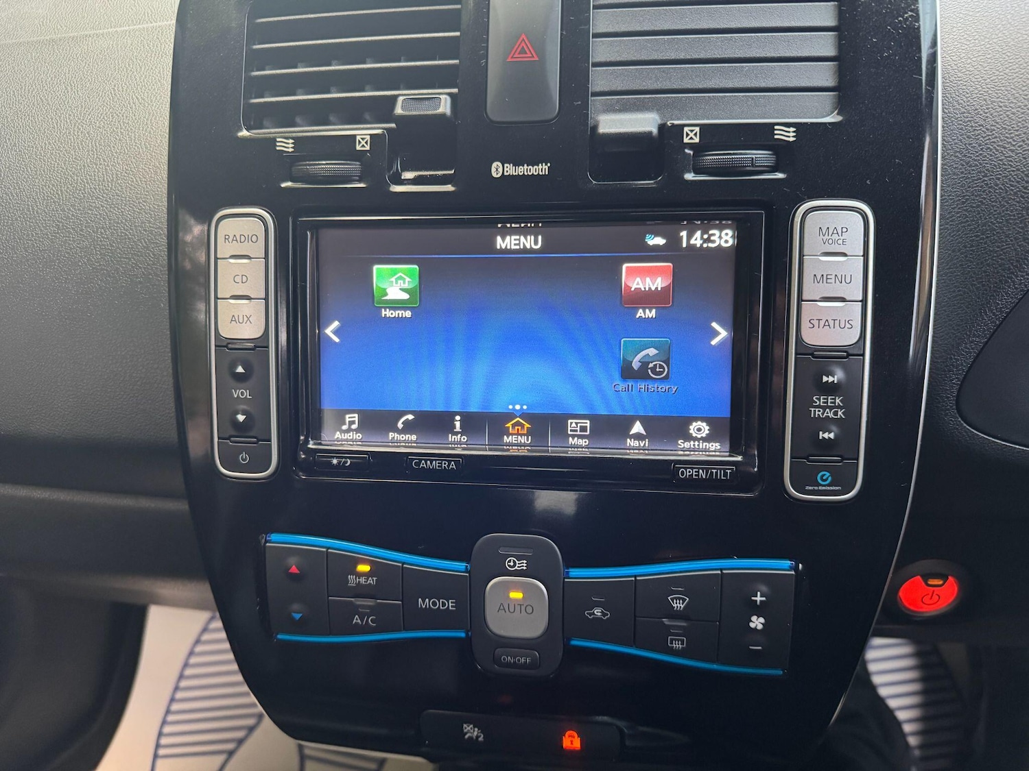 Used Nissan Leaf 2015 for sale - 76976612: Photo 10