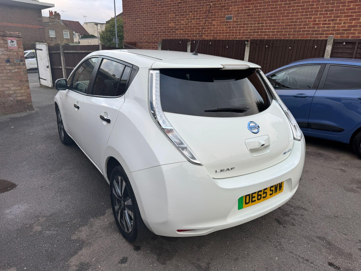 Used Nissan Leaf 2015 for sale - 76976612: Photo 11