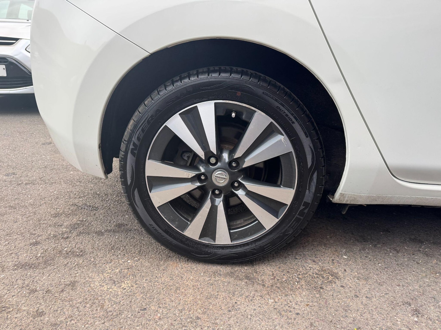 Used Nissan Leaf 2015 for sale - 76976612: Photo 17