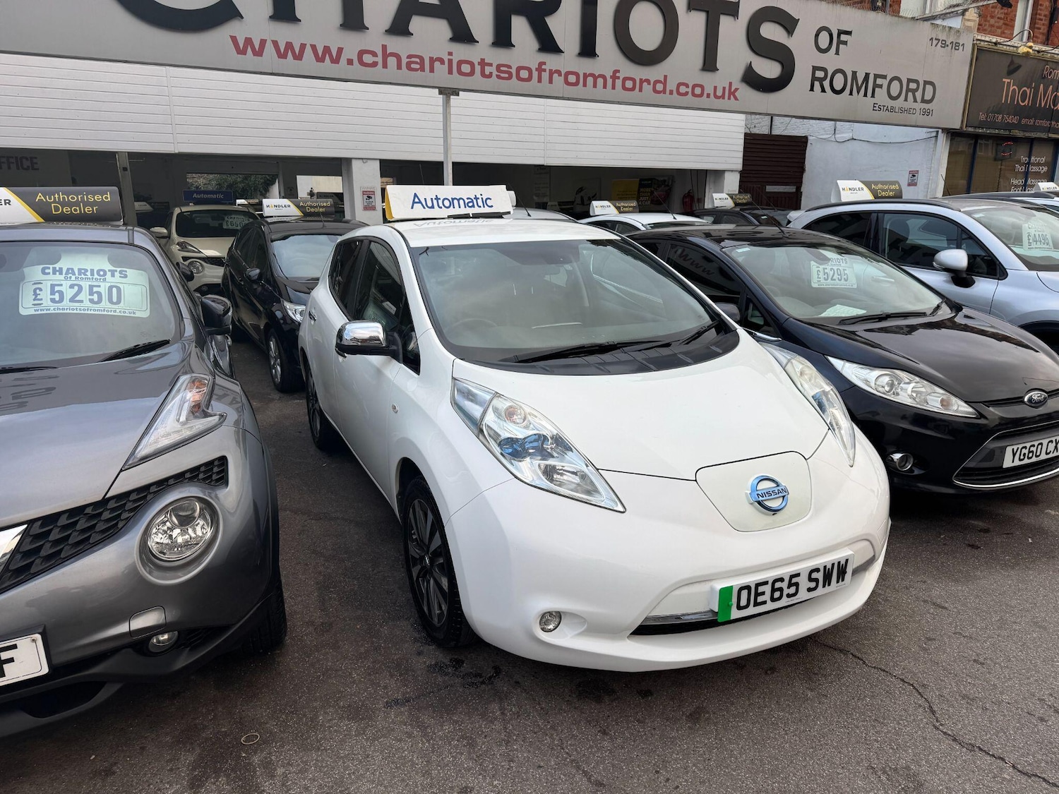 Used Nissan Leaf 2015 for sale - 76976612: Photo 2