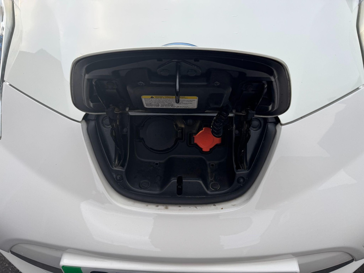 Used Nissan Leaf 2015 for sale - 76976612: Photo 8