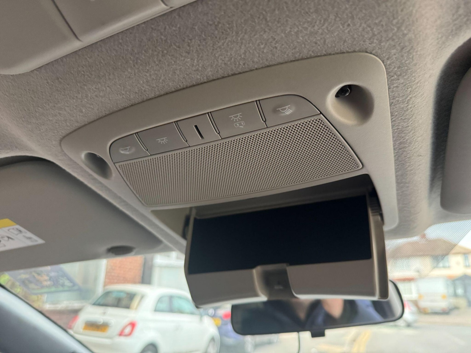 Used Nissan Leaf 2015 for sale - 76976612: Photo 9