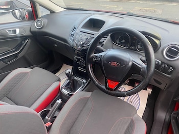 Used Ford Fiesta 2015 for sale - 76994173: Photo