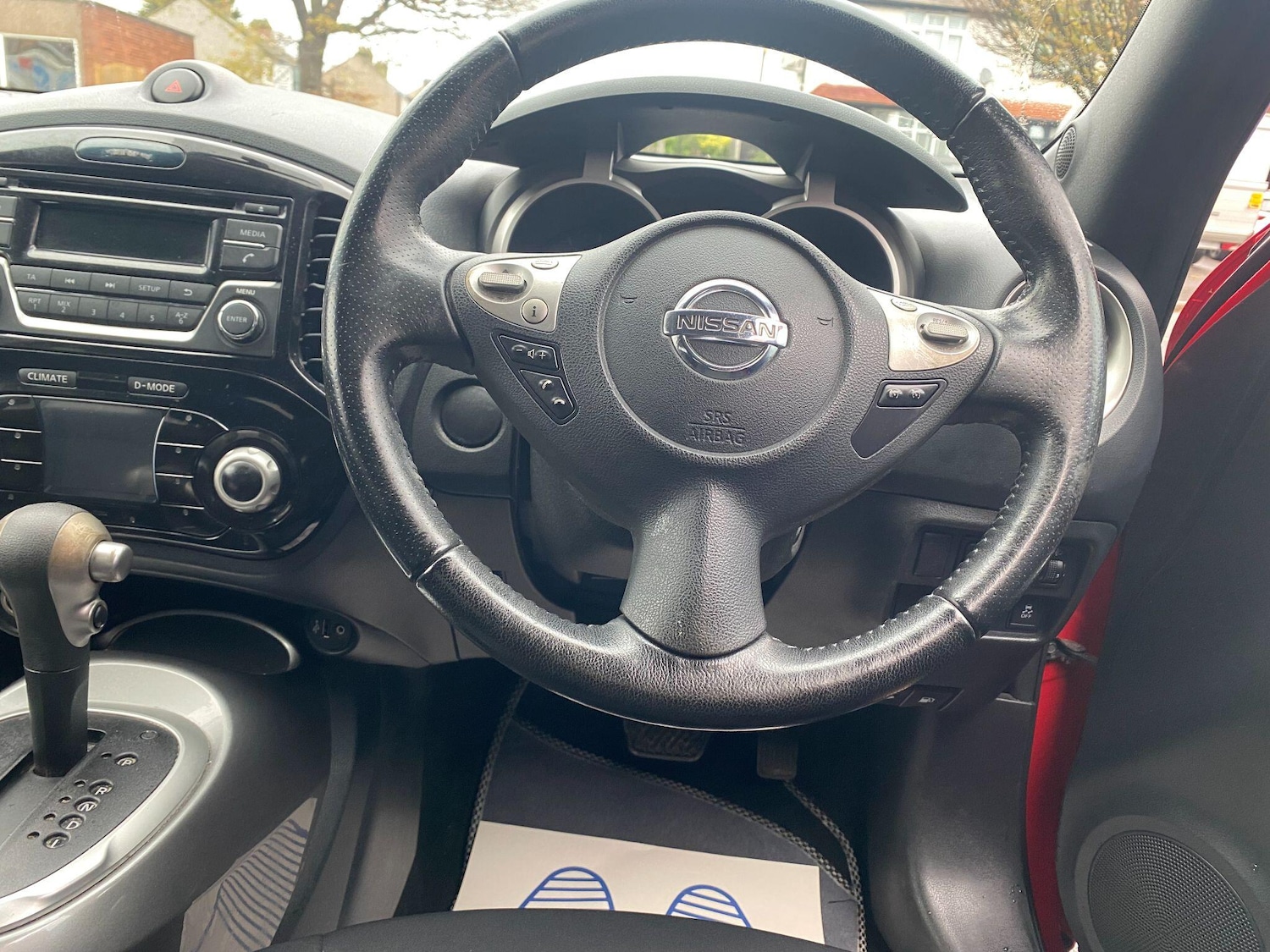 Used Nissan Juke 2014 for sale - 76689320: Photo 11