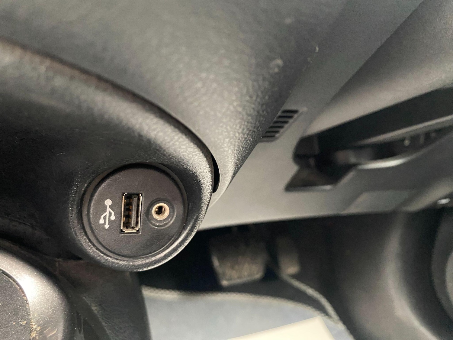 Used Nissan Juke 2014 for sale - 76689320: Photo 16