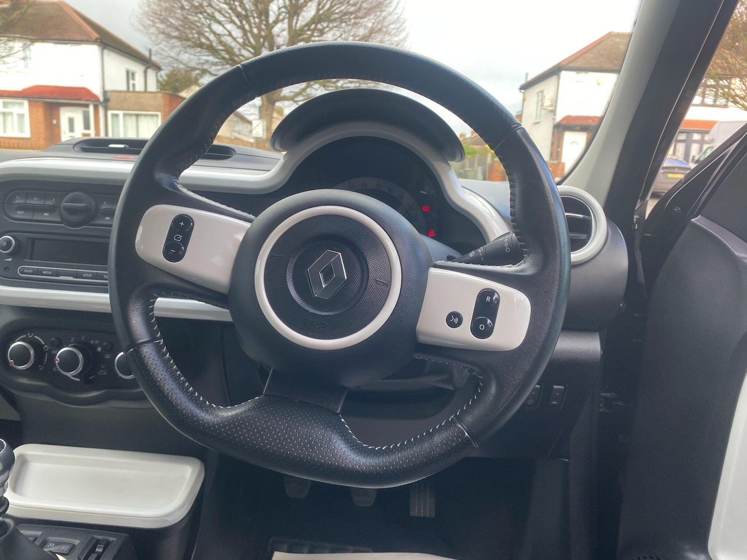 Used Renault Twingo 2015 for sale - 77396194: Photo 10