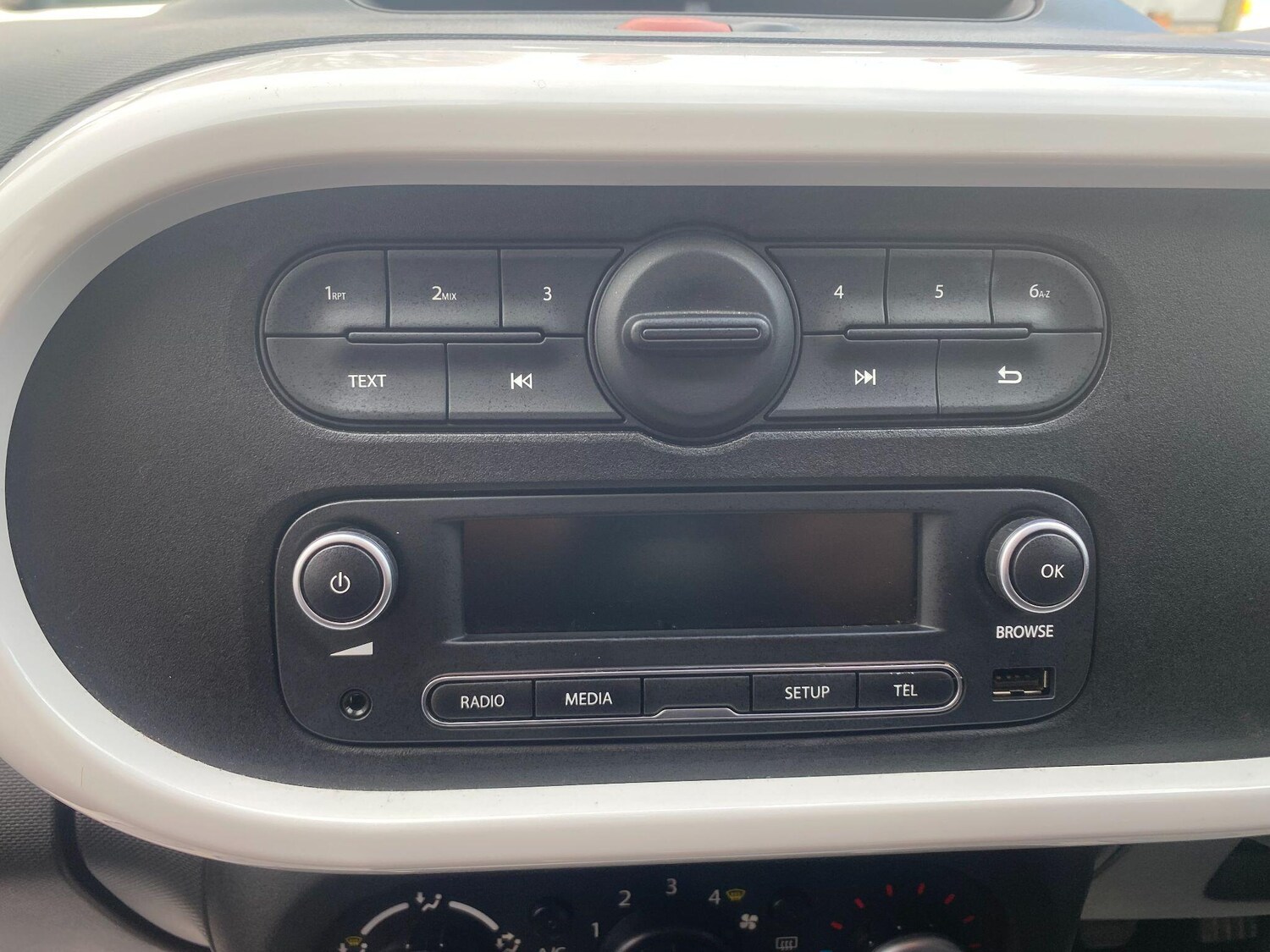 Used Renault Twingo 2015 for sale - 77396194: Photo 15