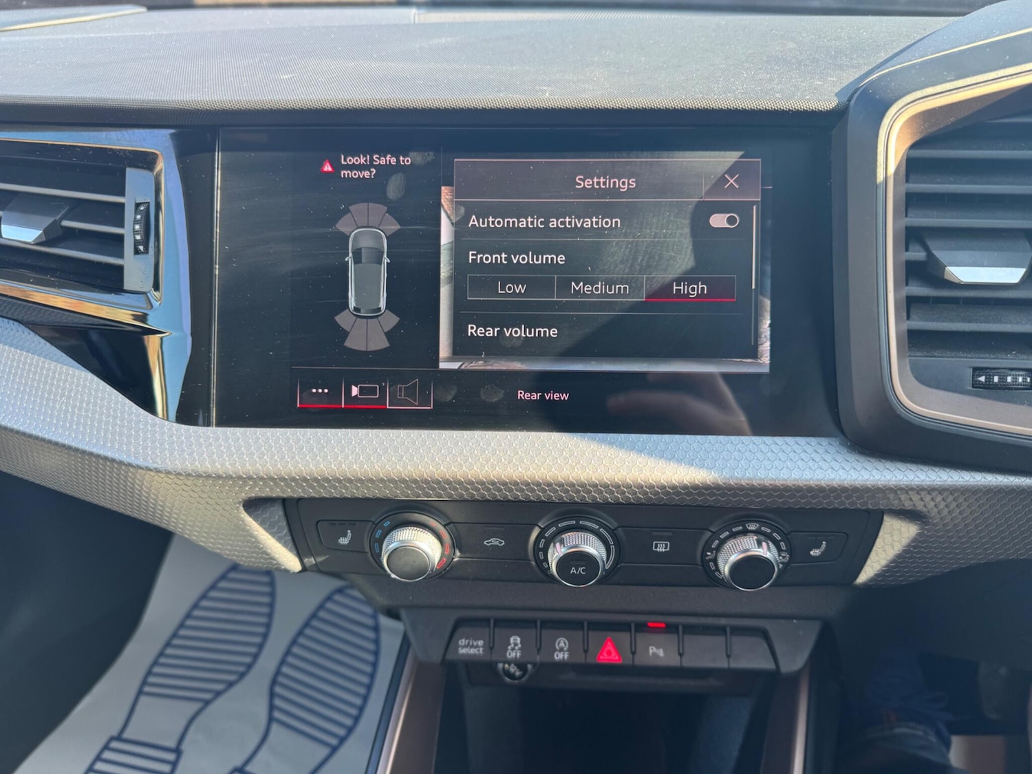 Used Audi A1 for sale - 77737831: Photo 8