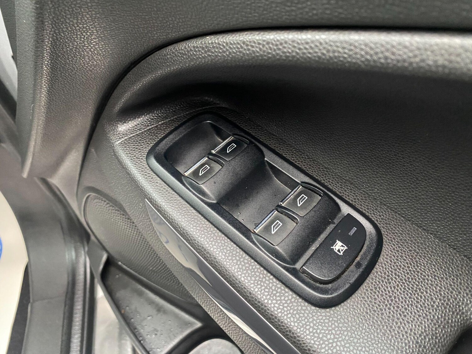 Used Ford Ecosport 2017 for sale - 76927077: Photo 11