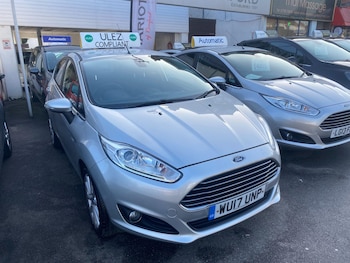 Used Ford Fiesta 2017 for sale - 77657697: Photo