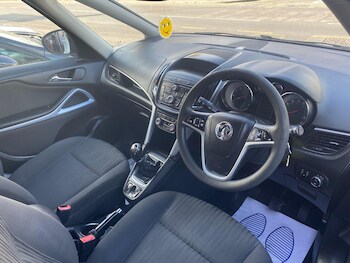 Used Vauxhall Zafira Tourer 2016 for sale - 77823524: Photo