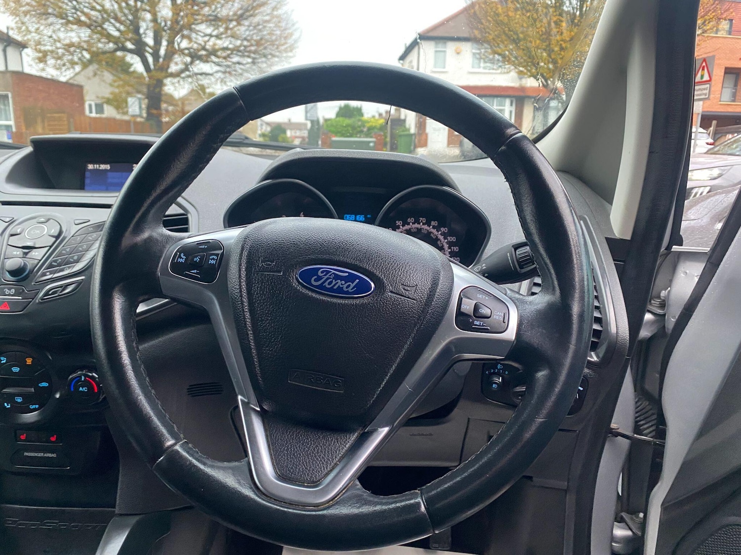 Used Ford Ecosport 2017 for sale - 76573431: Photo 15