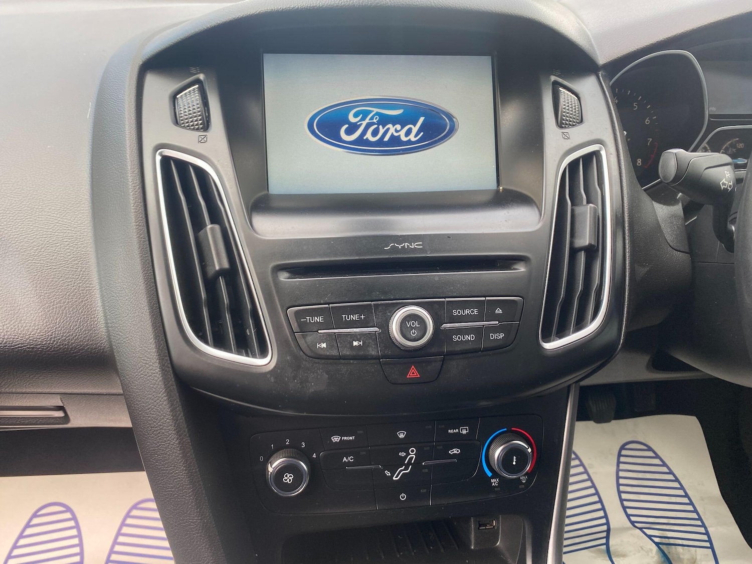 Used Ford Focus 2015 for sale - 78086234: Photo 12