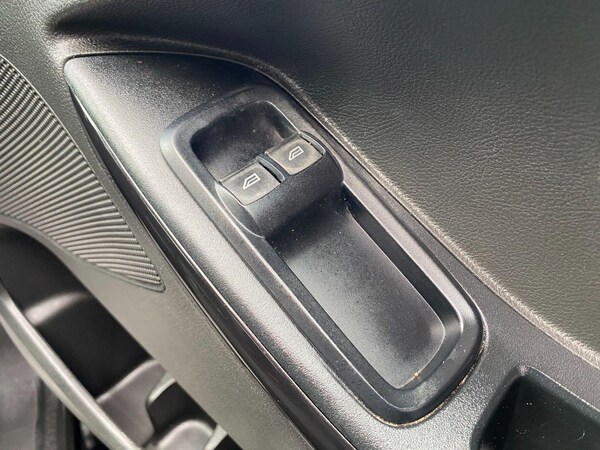 Used Ford Ka+ 2018 for sale - 76152628: Photo 9