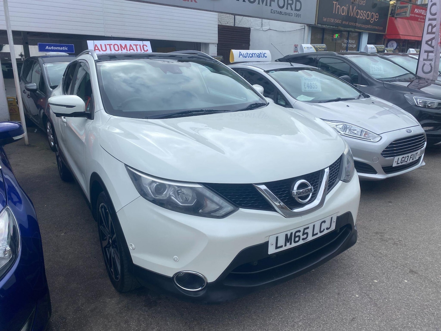 Used Nissan Qashqai for sale - 77683642: Photo 2