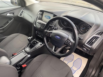 Used Ford Focus 2016 for sale - 76151943: Photo