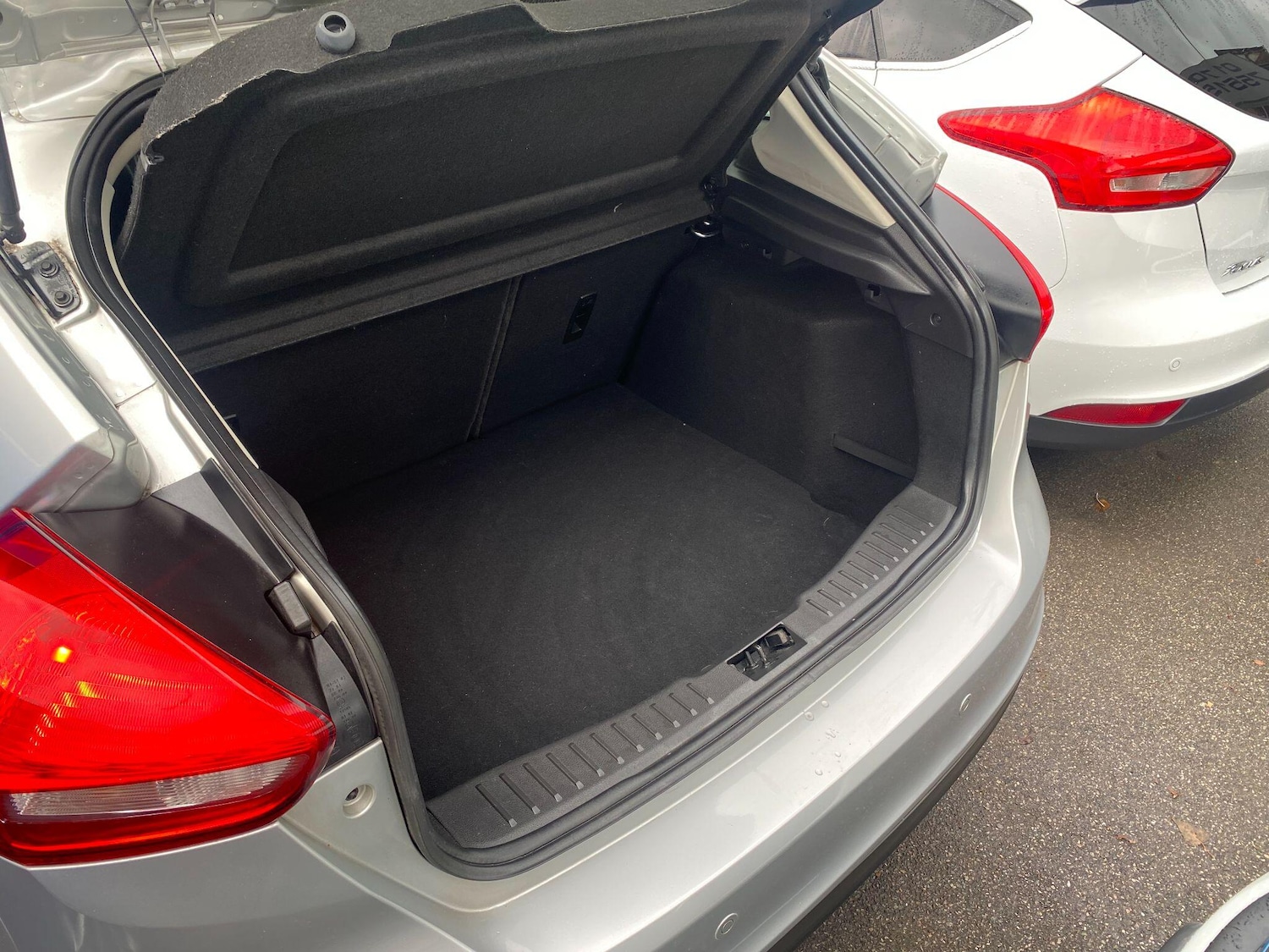 Used Ford Focus 2017 for sale - 76549602: Photo 9