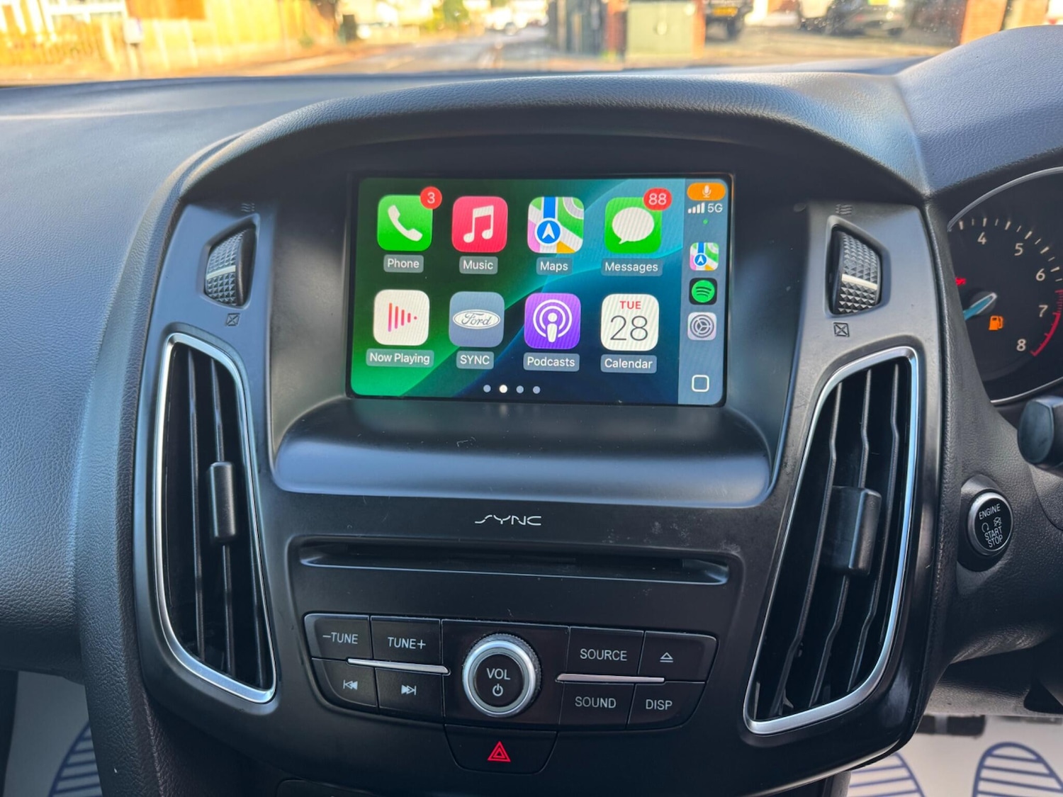 Used Ford Focus 2017 for sale - 76398025: Photo 9