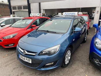 Vauxhall - Astra