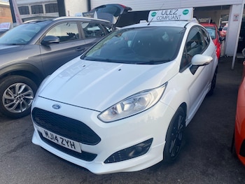 Used Ford Fiesta 2014 for sale - 77752969: Photo