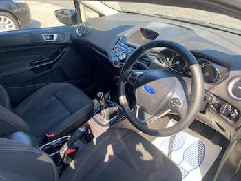 Used Ford Fiesta 2015 for sale - 75494204: Photo