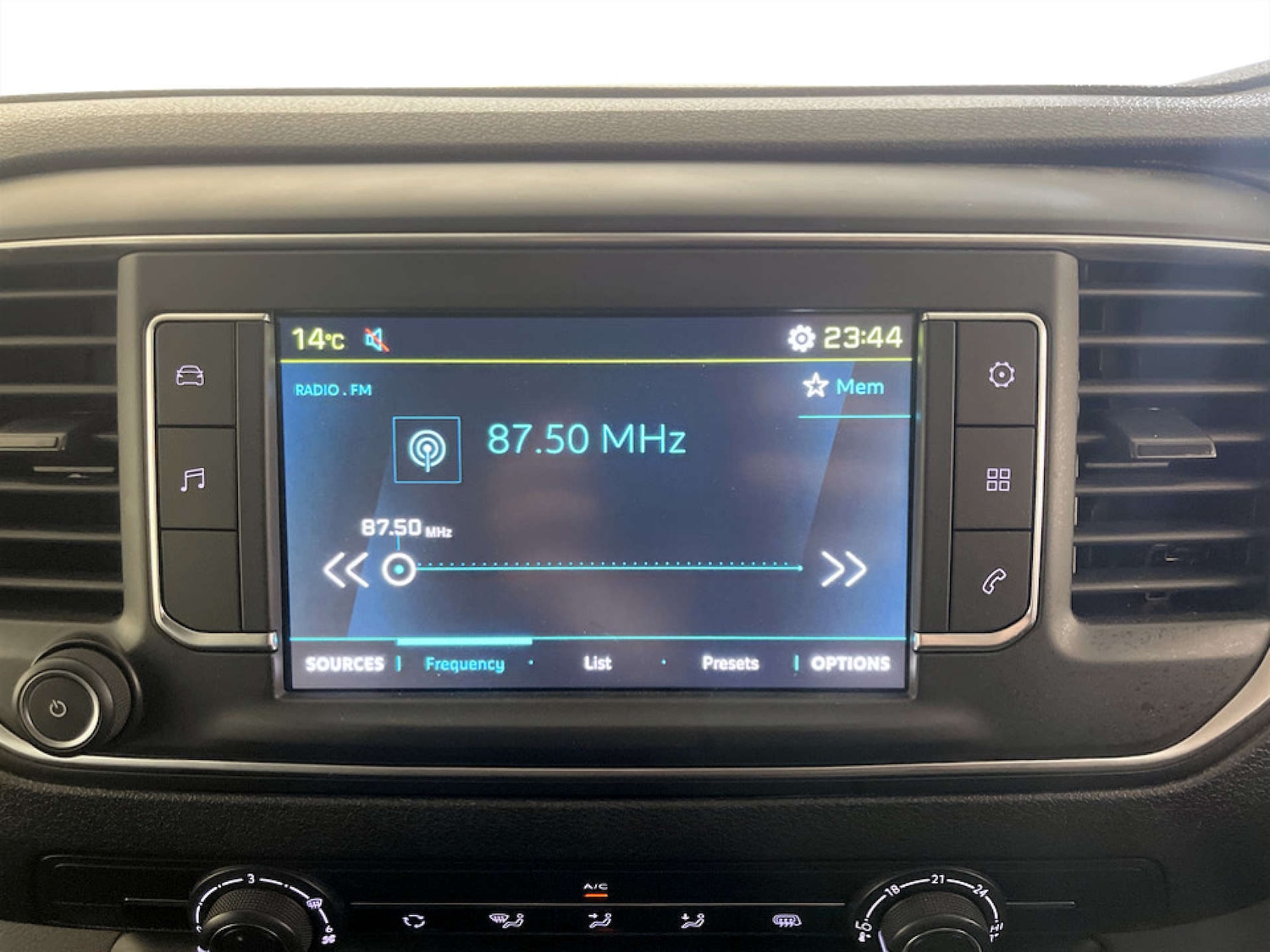 Used Peugeot Expert 2022 for sale - 77774307: Photo 21