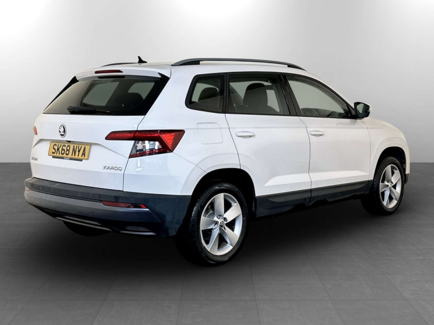 Used Skoda Karoq 2018 for sale - 77185542: Photo 10