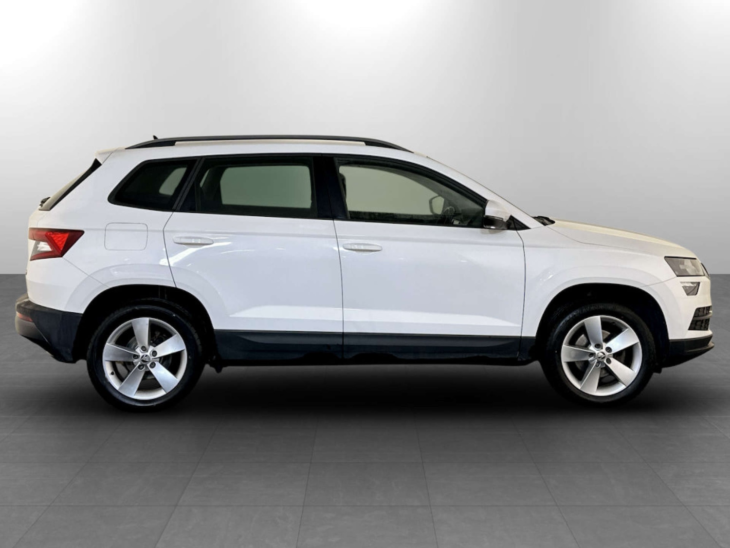 Used Skoda Karoq 2018 for sale - 77185542: Photo 11