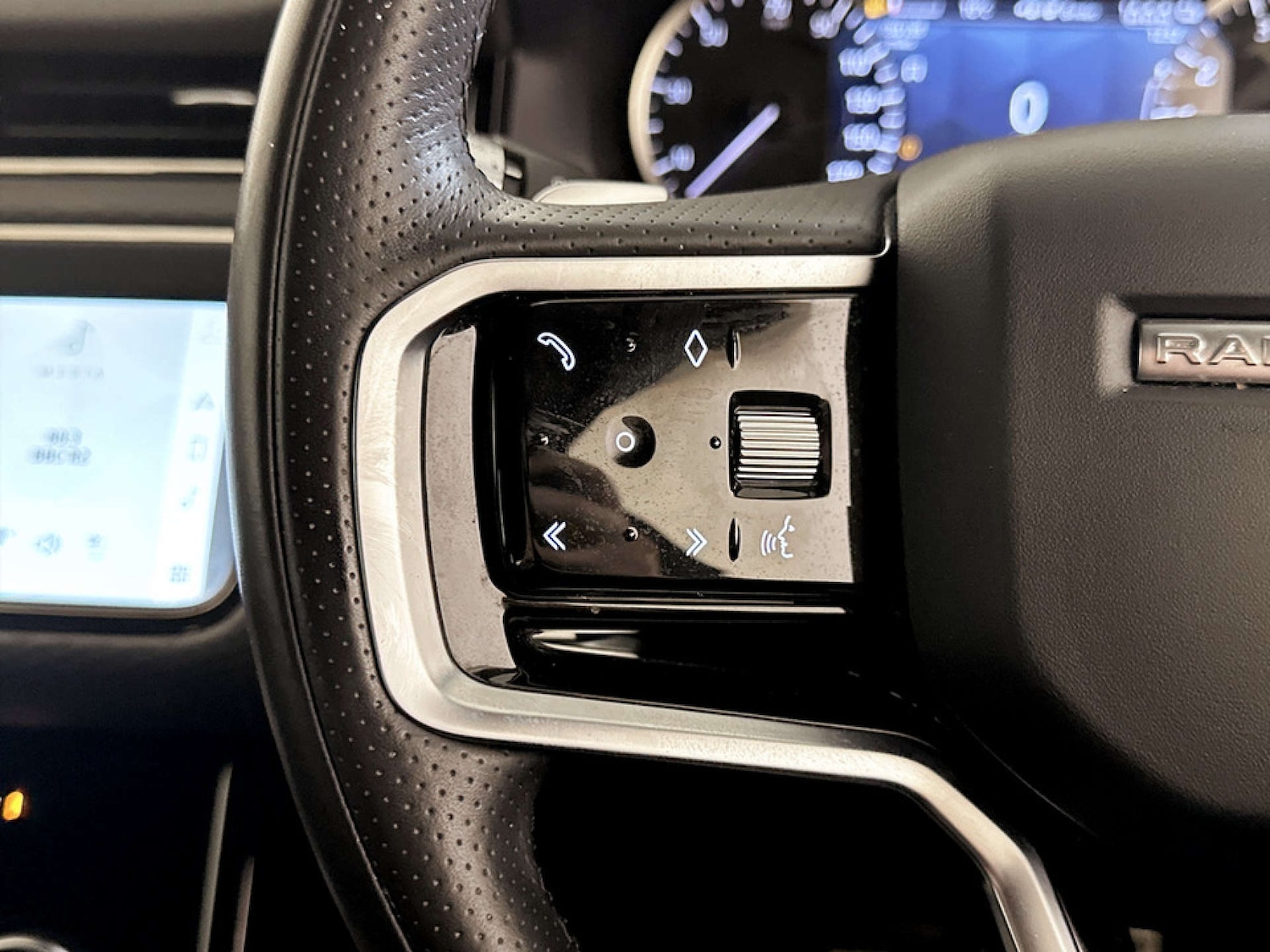 Used Land Rover Range Rover Evoque 2022 for sale - 77758653: Photo 17