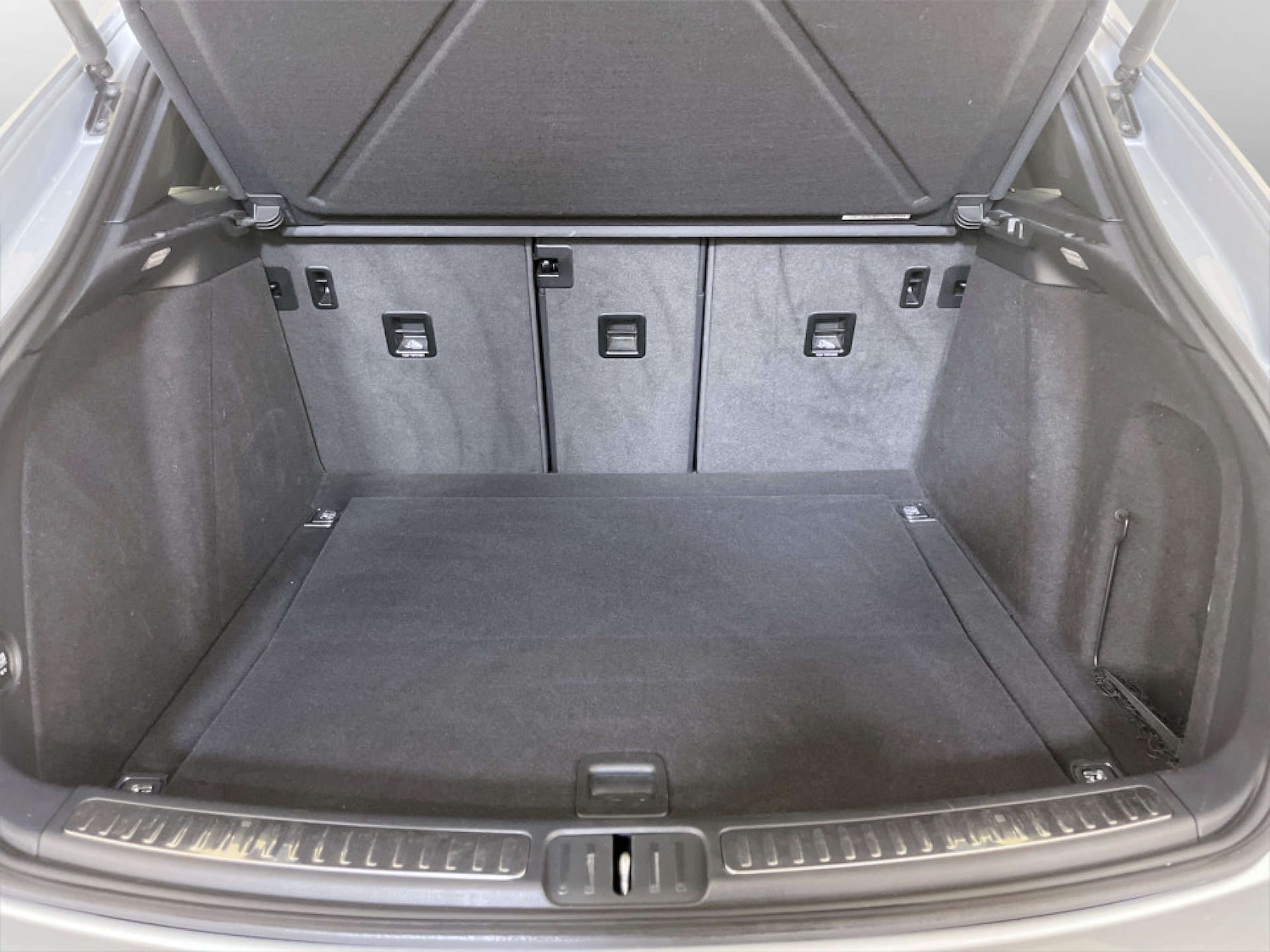 Used Porsche Macan 2019 for sale - 77185589: Photo 15