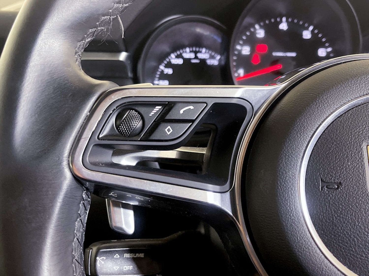 Used Porsche Macan 2019 for sale - 77185589: Photo 18