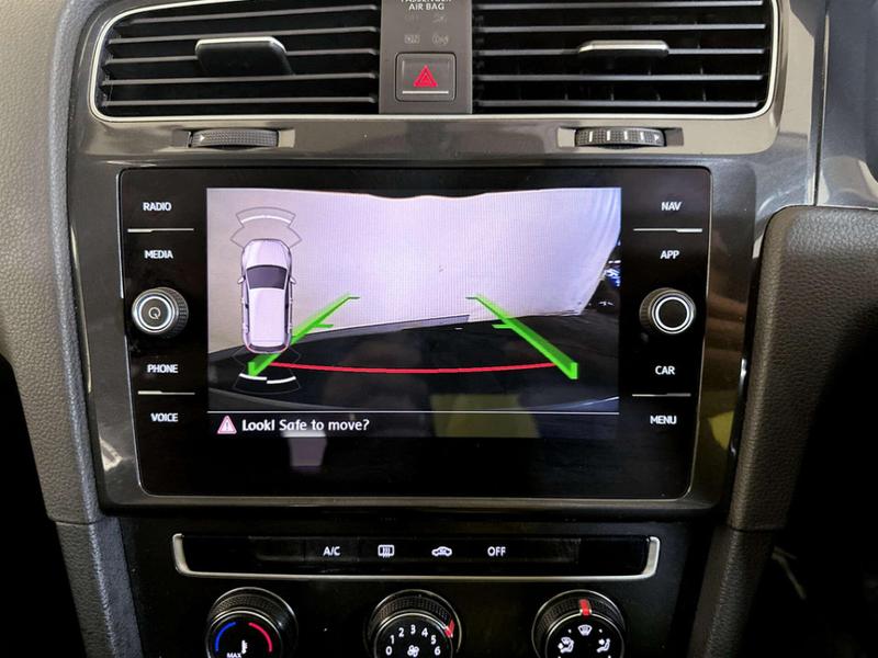 Used Volkswagen Golf 2017 for sale - 76782219: Photo 20