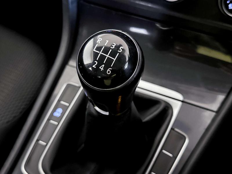 Used Volkswagen Golf 2017 for sale - 76782219: Photo 27