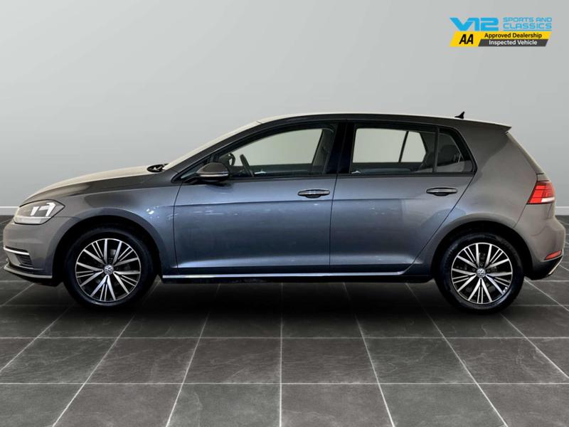 Used Volkswagen Golf 2017 for sale - 76782219: Photo 7