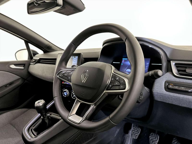 Used Renault Clio 2024 for sale - 76825910: Photo 15