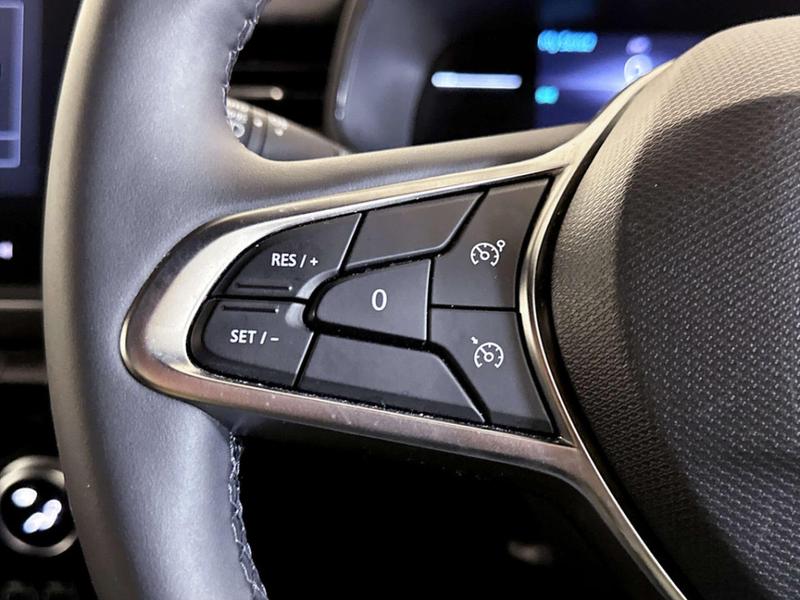 Used Renault Clio 2024 for sale - 76825910: Photo 17