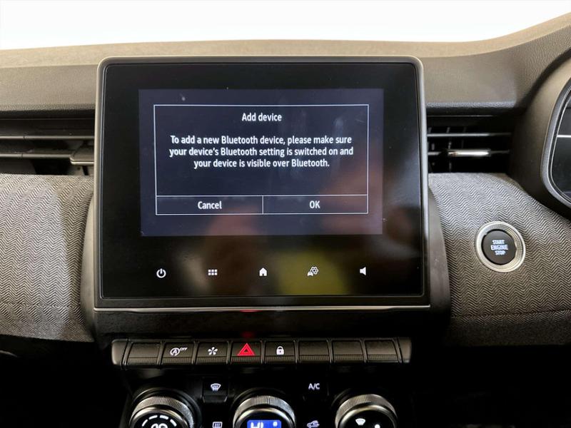 Used Renault Clio 2024 for sale - 76825910: Photo 25