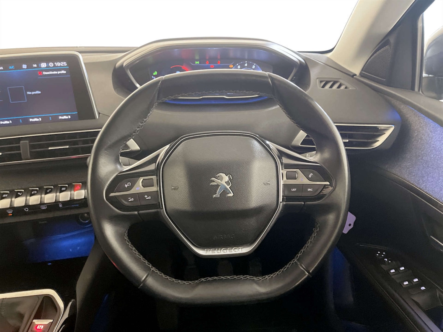 Used Peugeot 5008 2018 for sale - 77431931: Photo 17