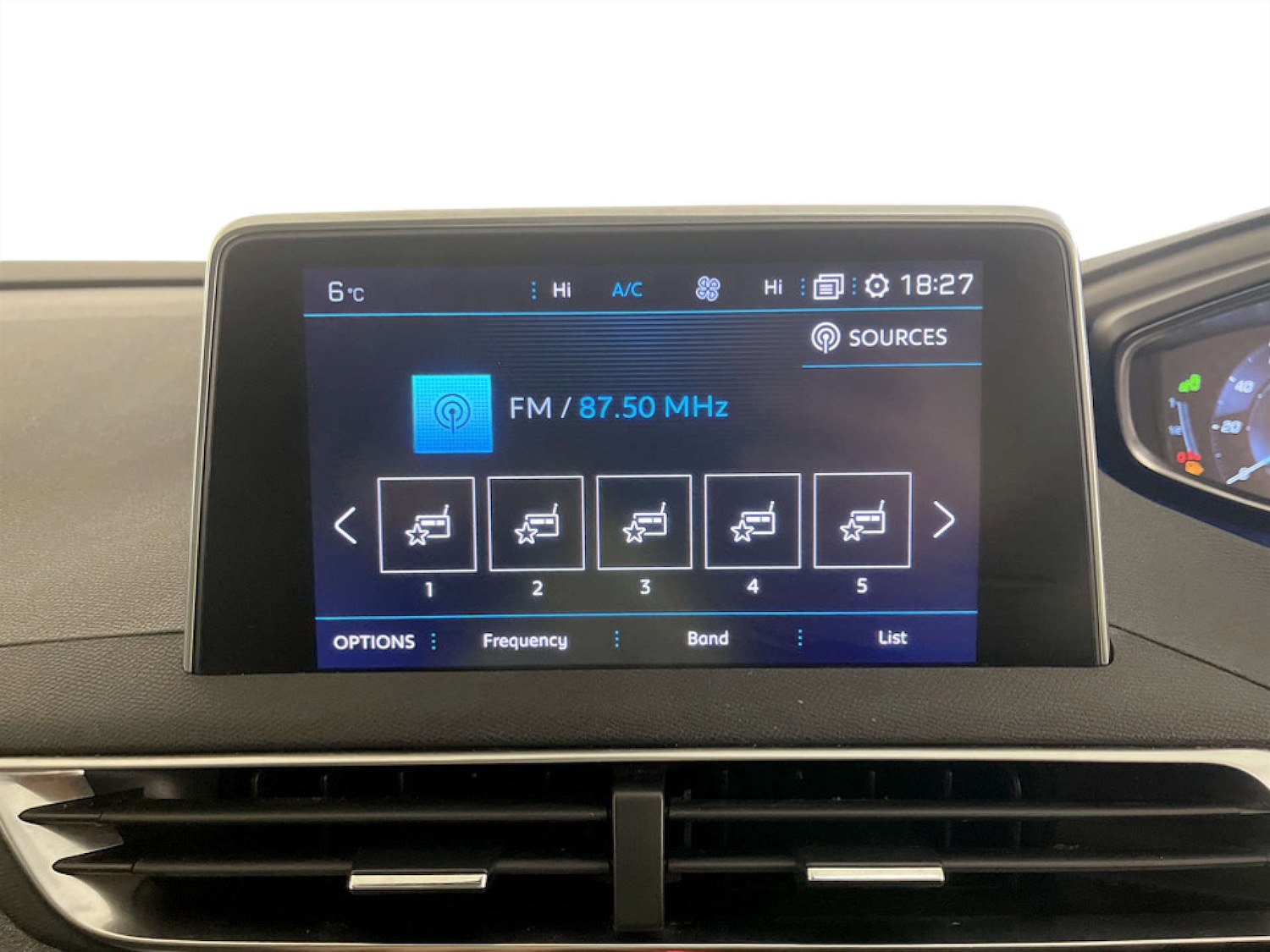 Used Peugeot 5008 2018 for sale - 77431931: Photo 23